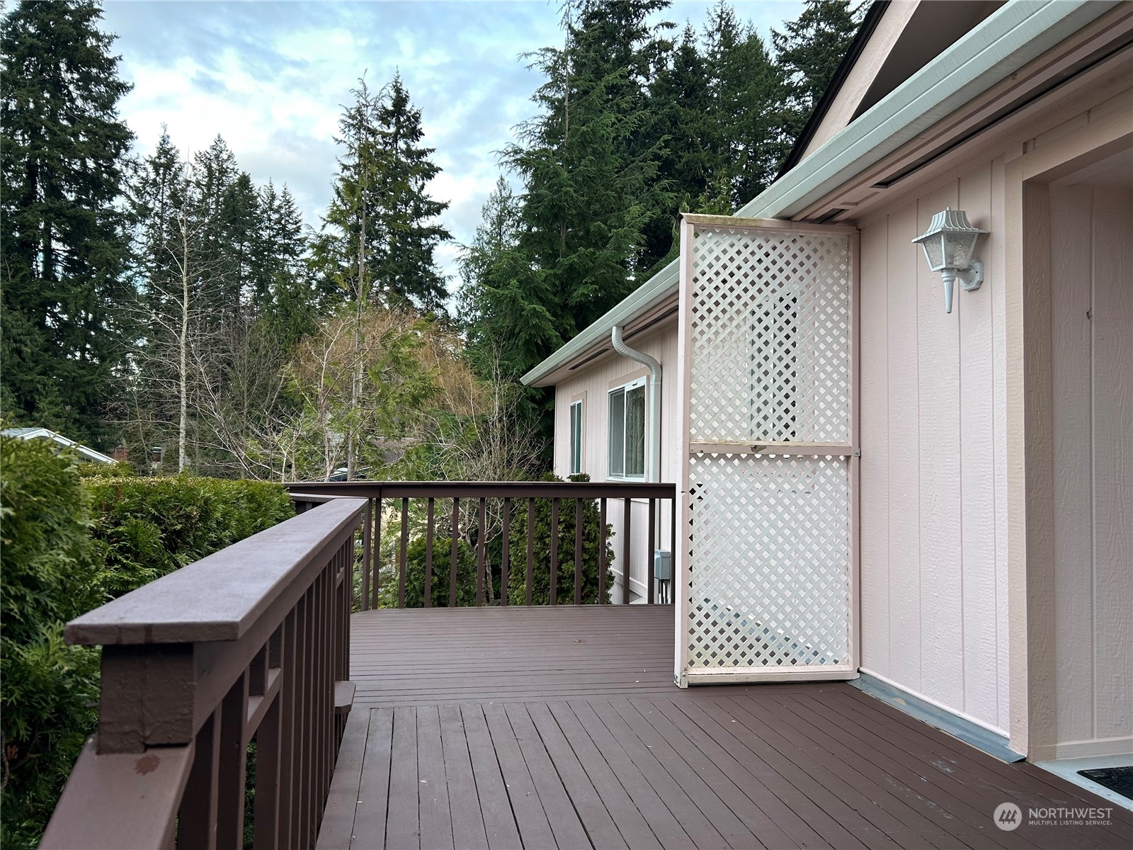 Spacious open deck facing west getting full sun!