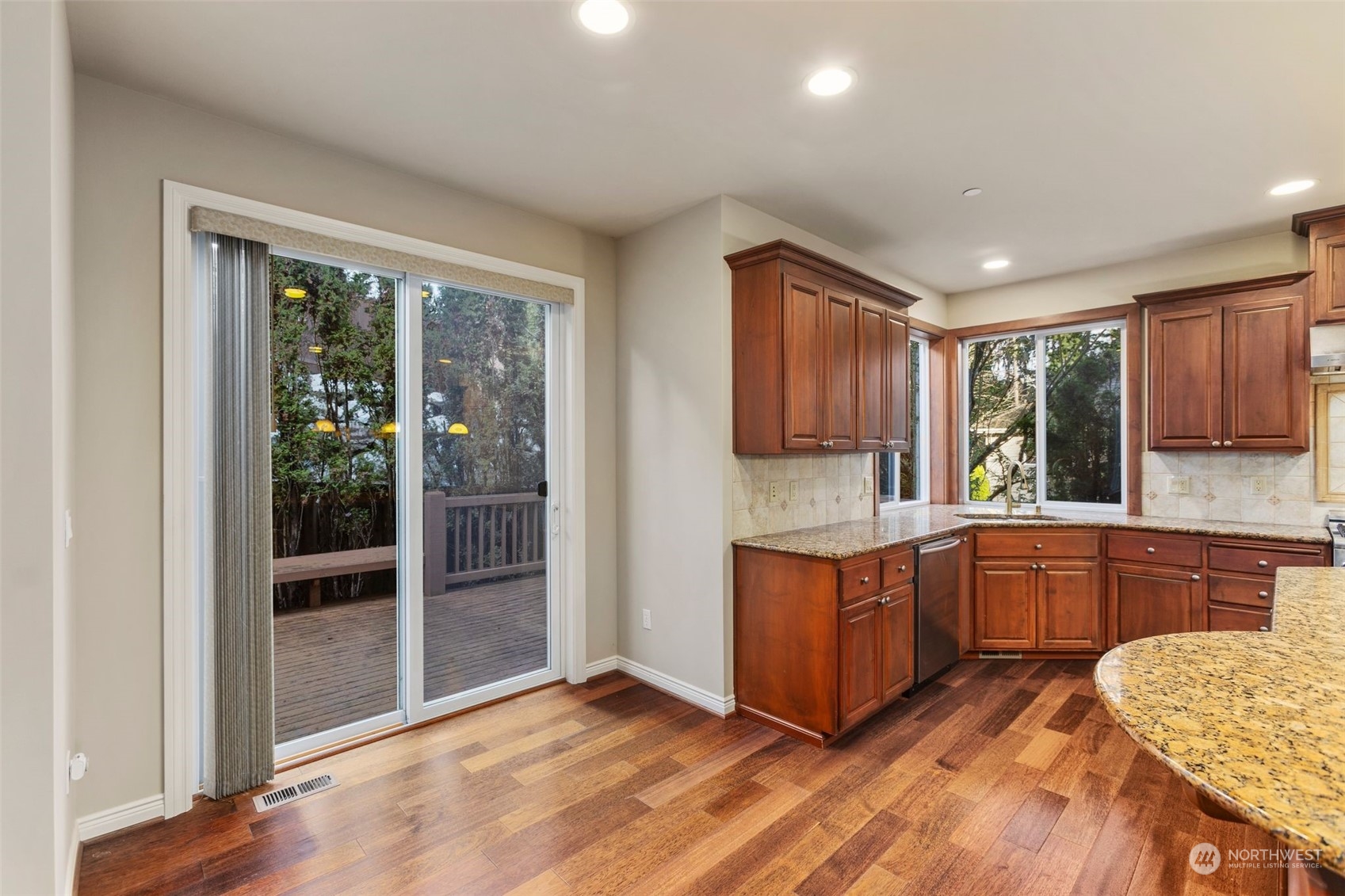 Great room open space kitchen breakfast nook