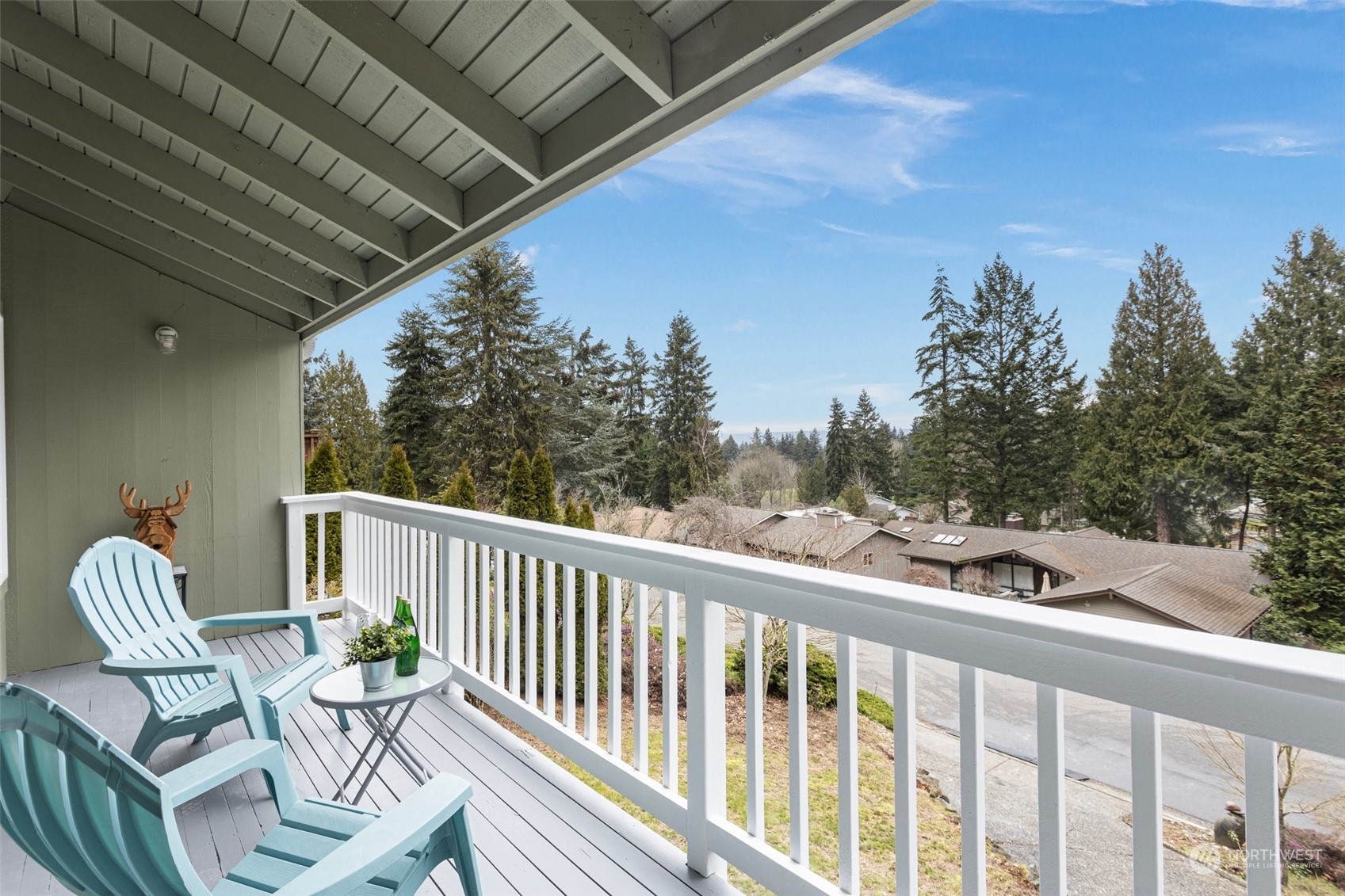 Enjoy coffee while taking in the territorial views from the deck/balcony off the living room.