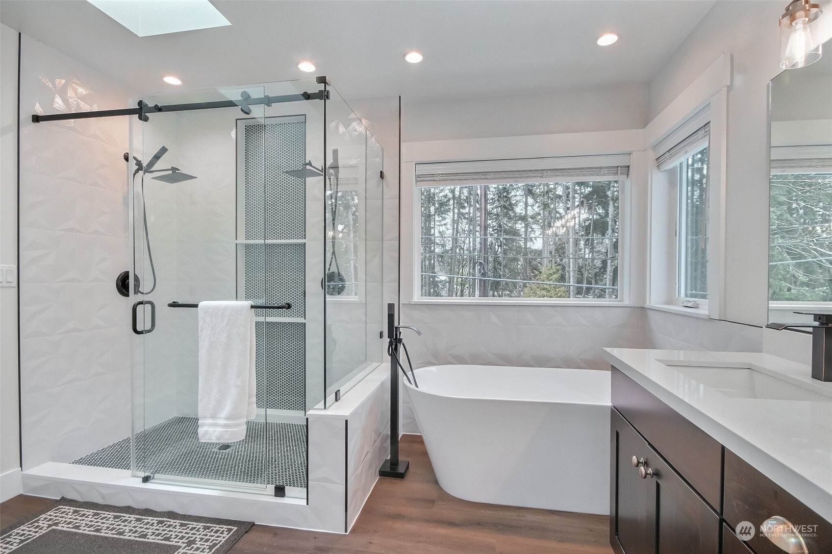 Features Large walk-in shower and soaking tub