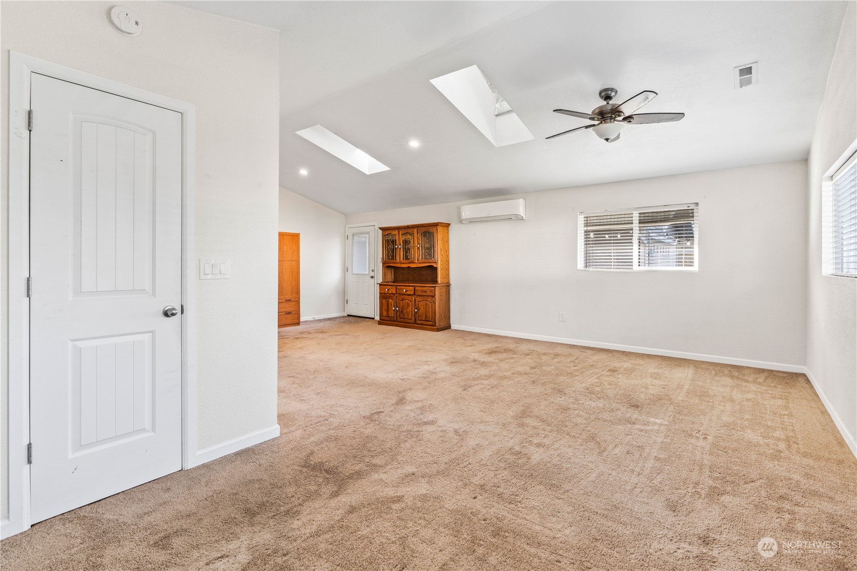 Attached large rec room