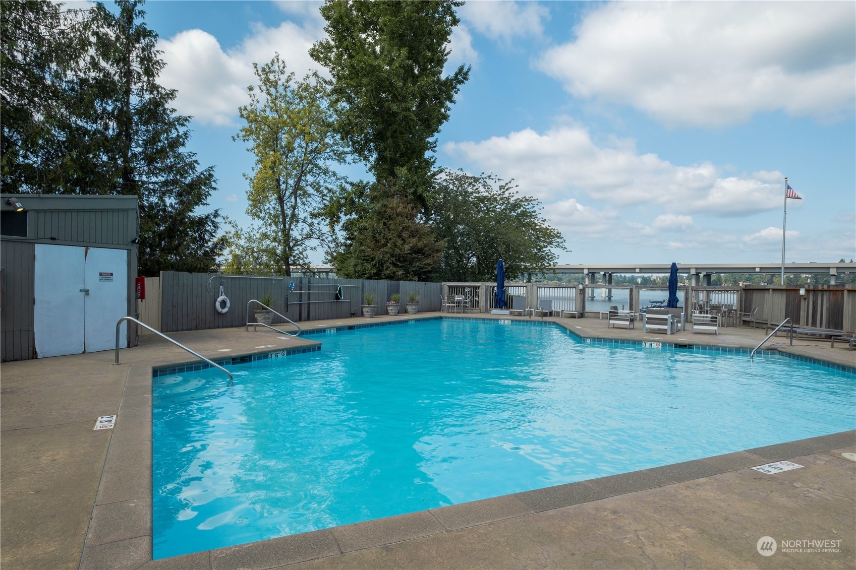 You and your guest will enjoy swimming in this terrific pool.