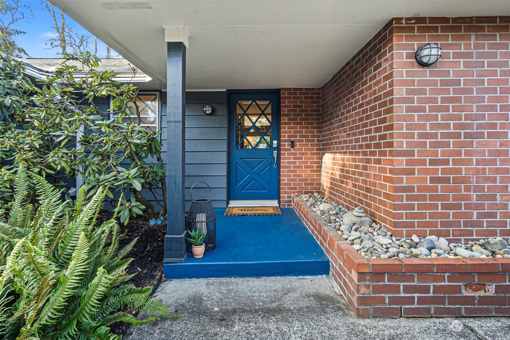 Covered front porch