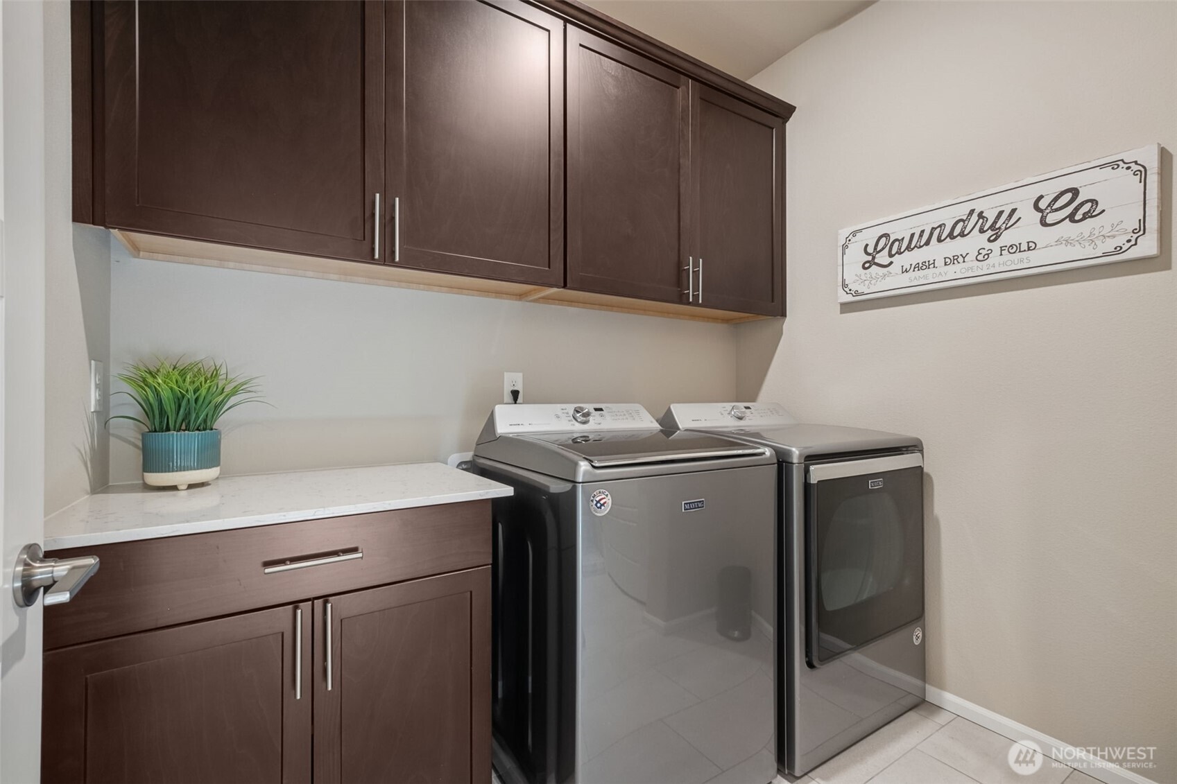 Huge laundry room -- Upstairs where the bedrooms are!