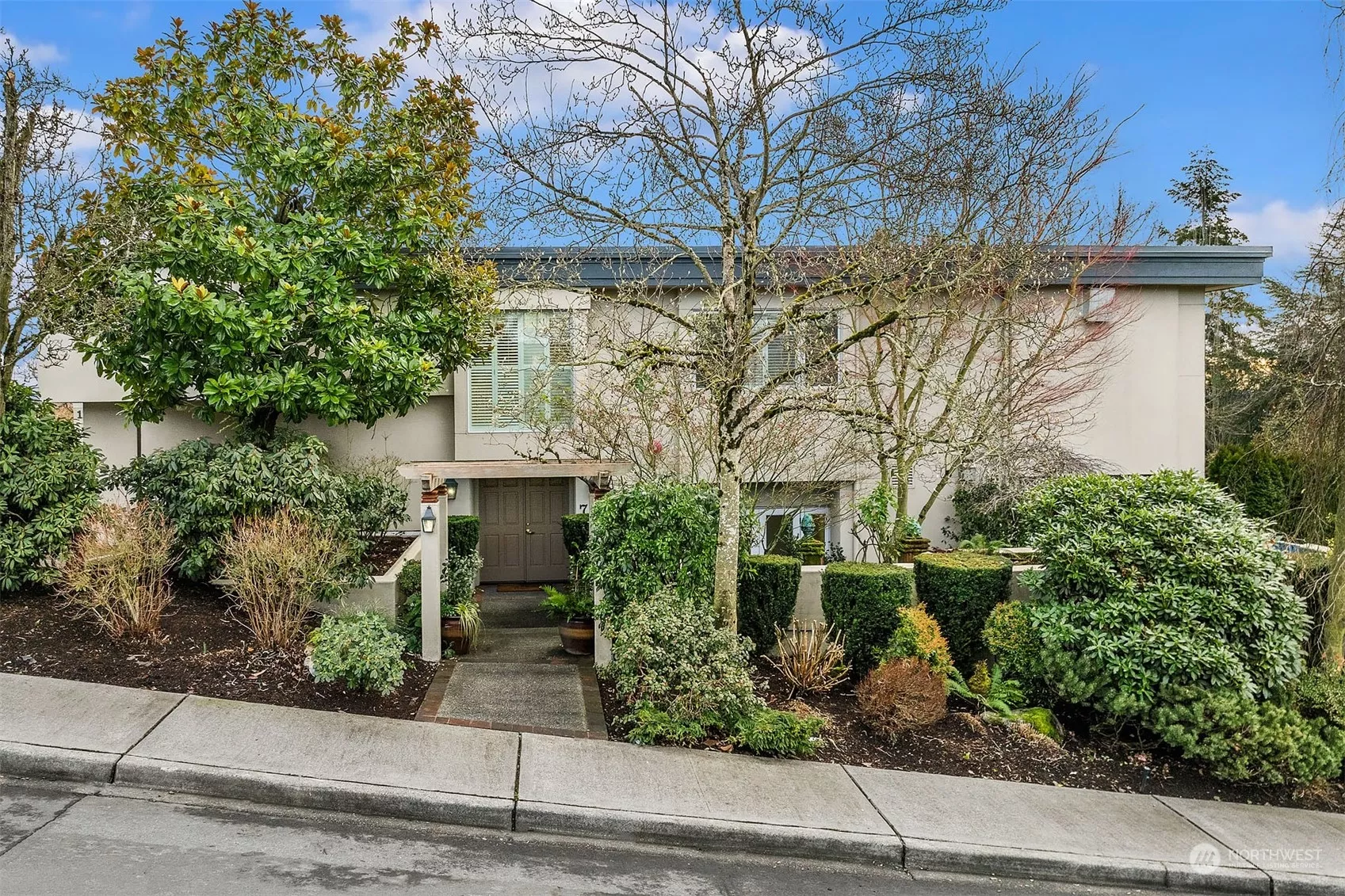 The lovely front entrance to this 3-level, custom built live/work property, just blocks to vibrant DT Kirkland.