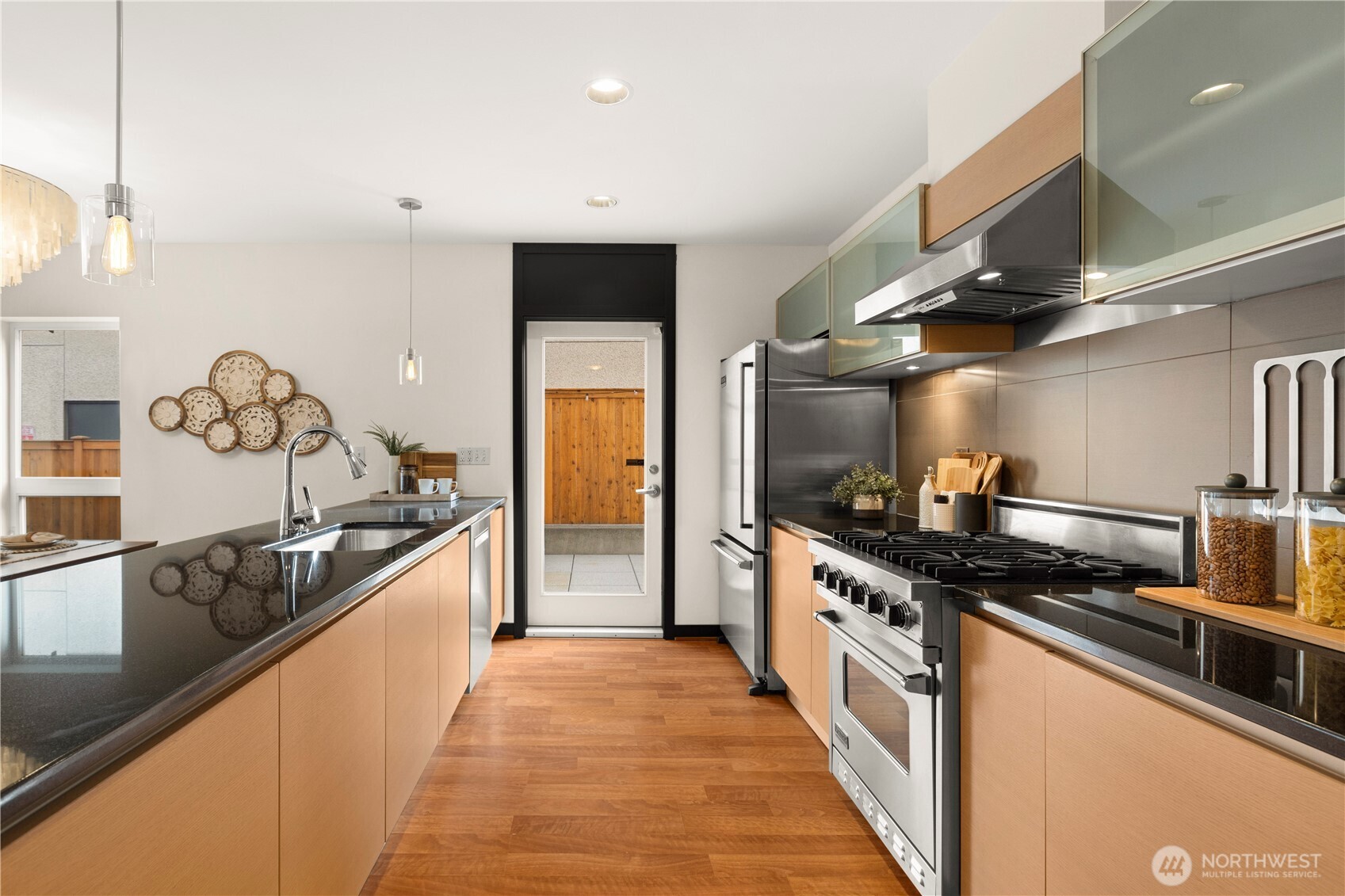 Chef’s kitchen with Viking stainless steel appliances