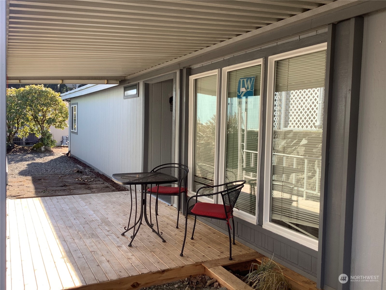 New deck and planter box