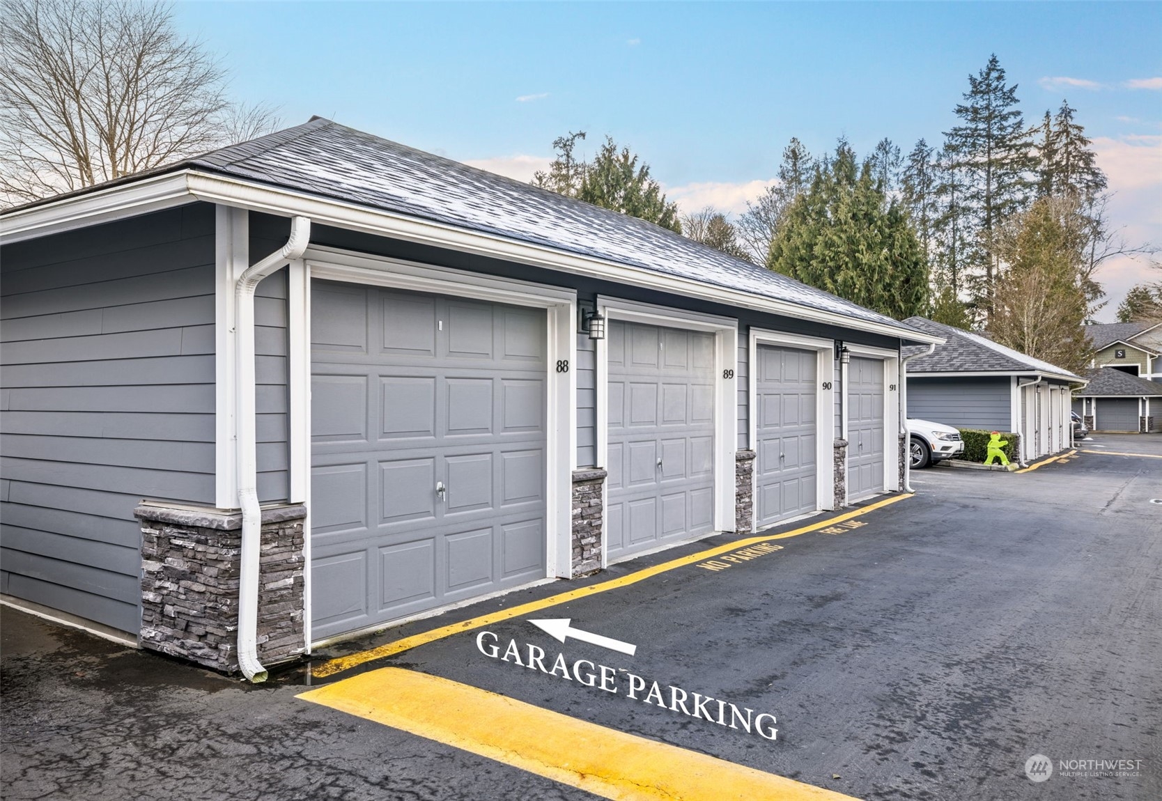 1 car garage.