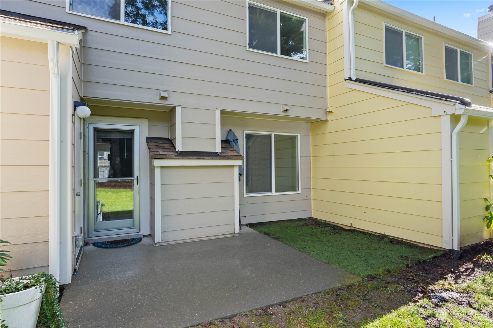 Spacious patio perfect for backyard entertaining!