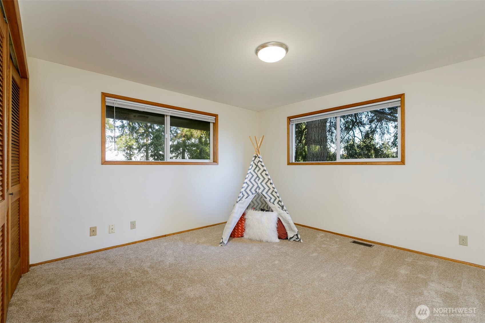 Upstairs Bedroom