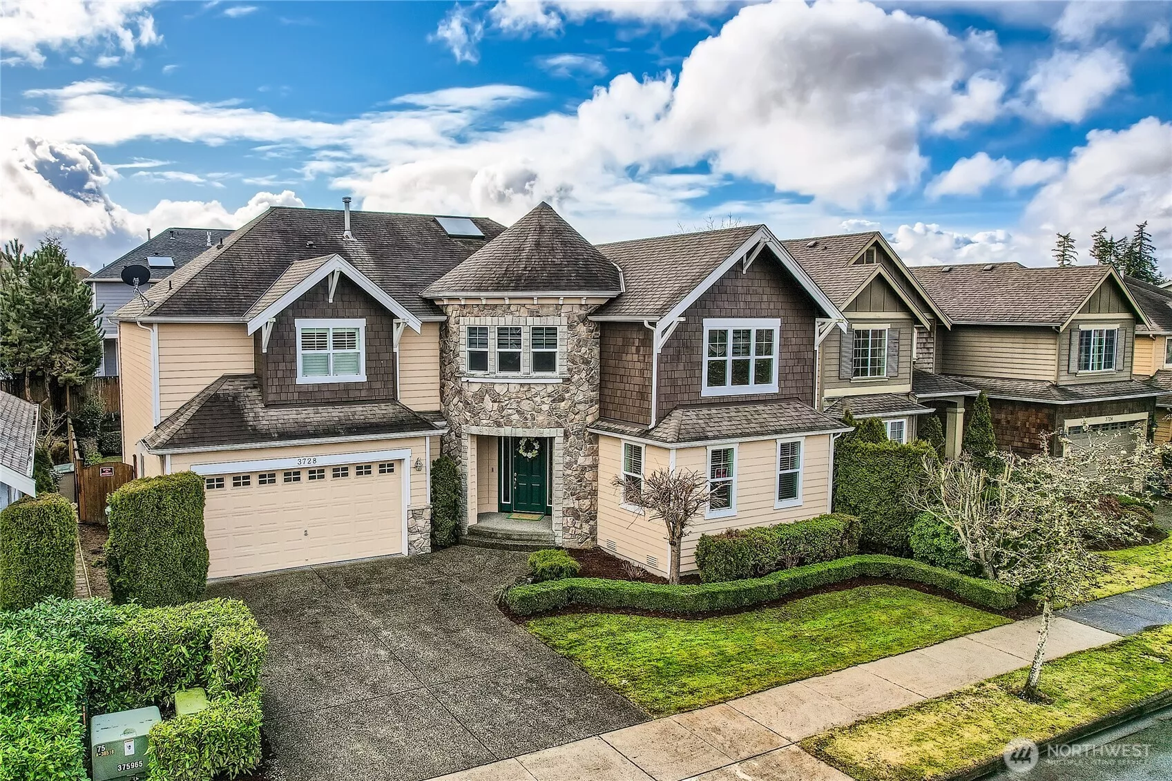 Sophisticated style and elegant design describe this stunning 2-story home with 4 bedrooms, 2.5 baths, and 3,595 sq. ft.