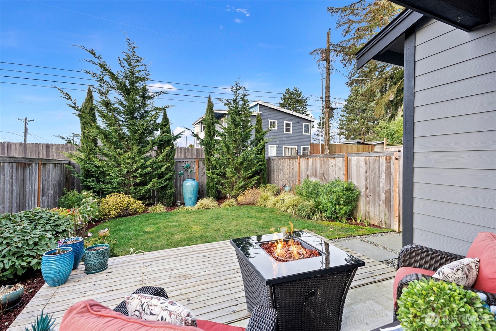 GREAT outdoor space with a fully fenced yard and dog run.