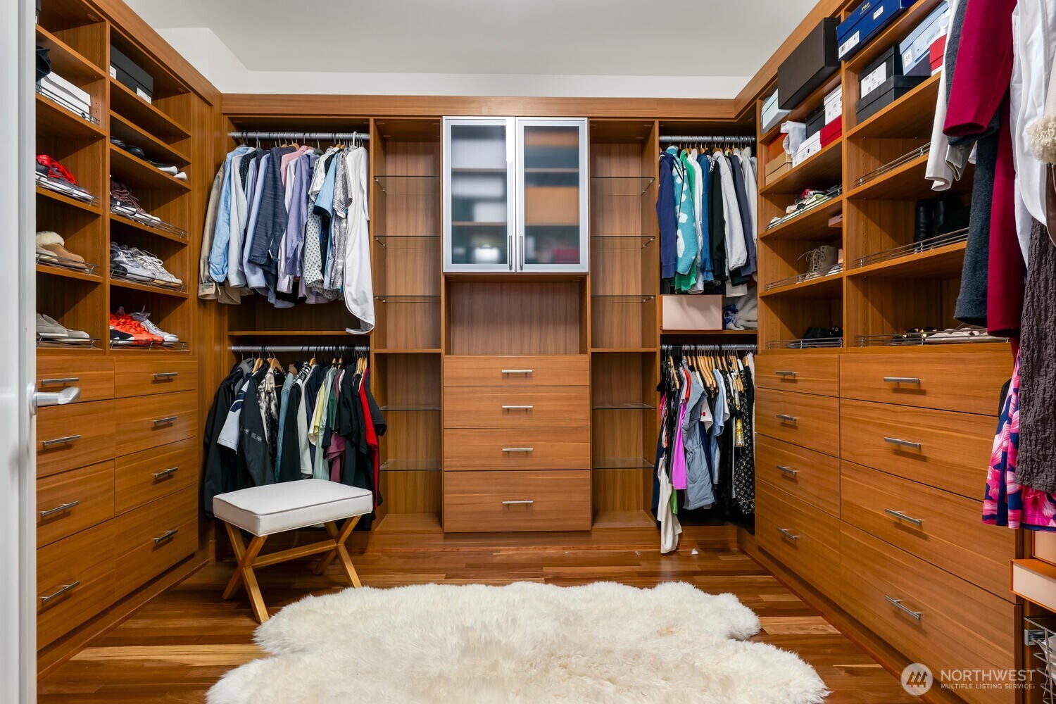 Primary Bedroom Closet