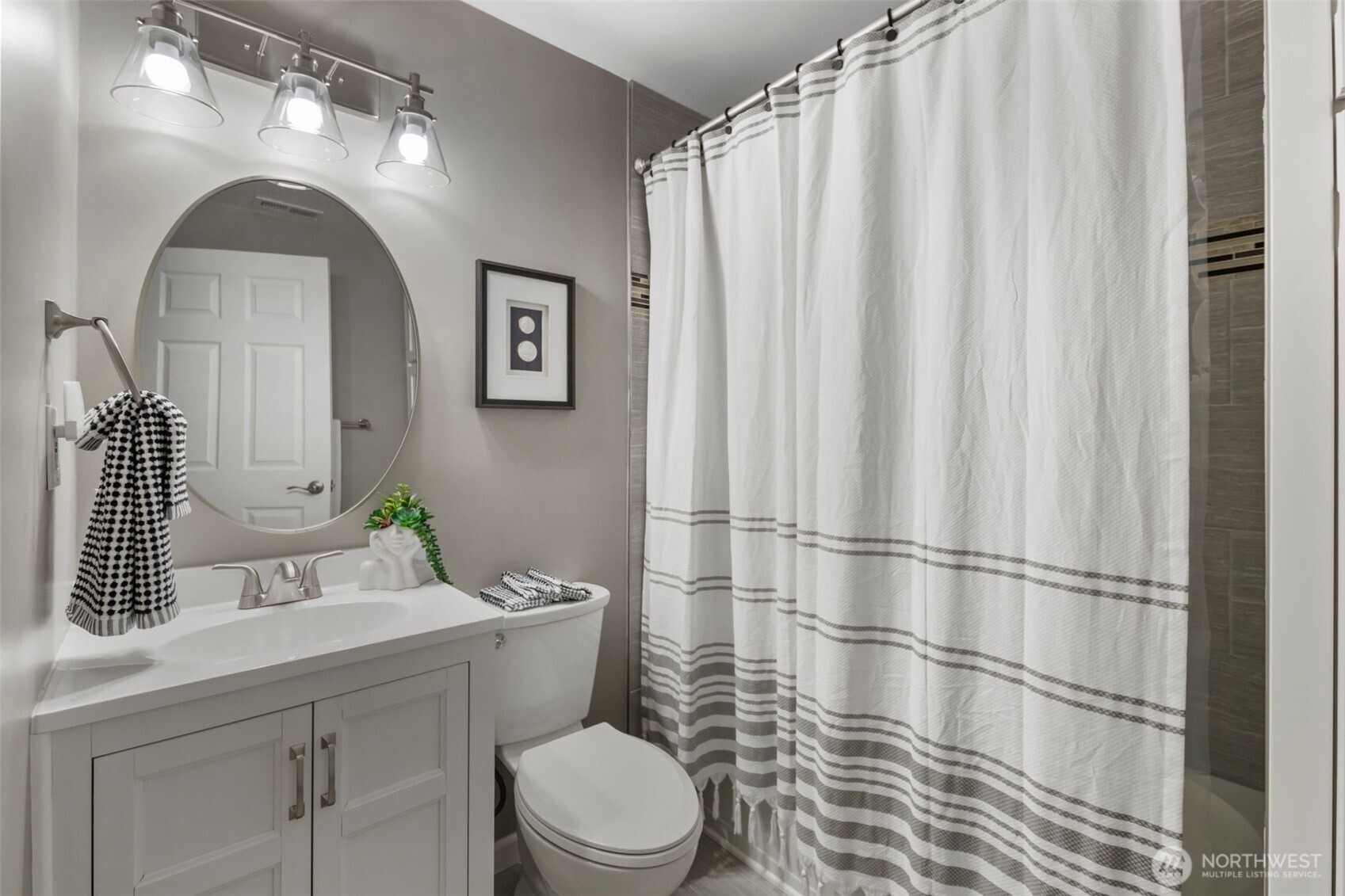 2nd main floor fully remodeled bathroom.