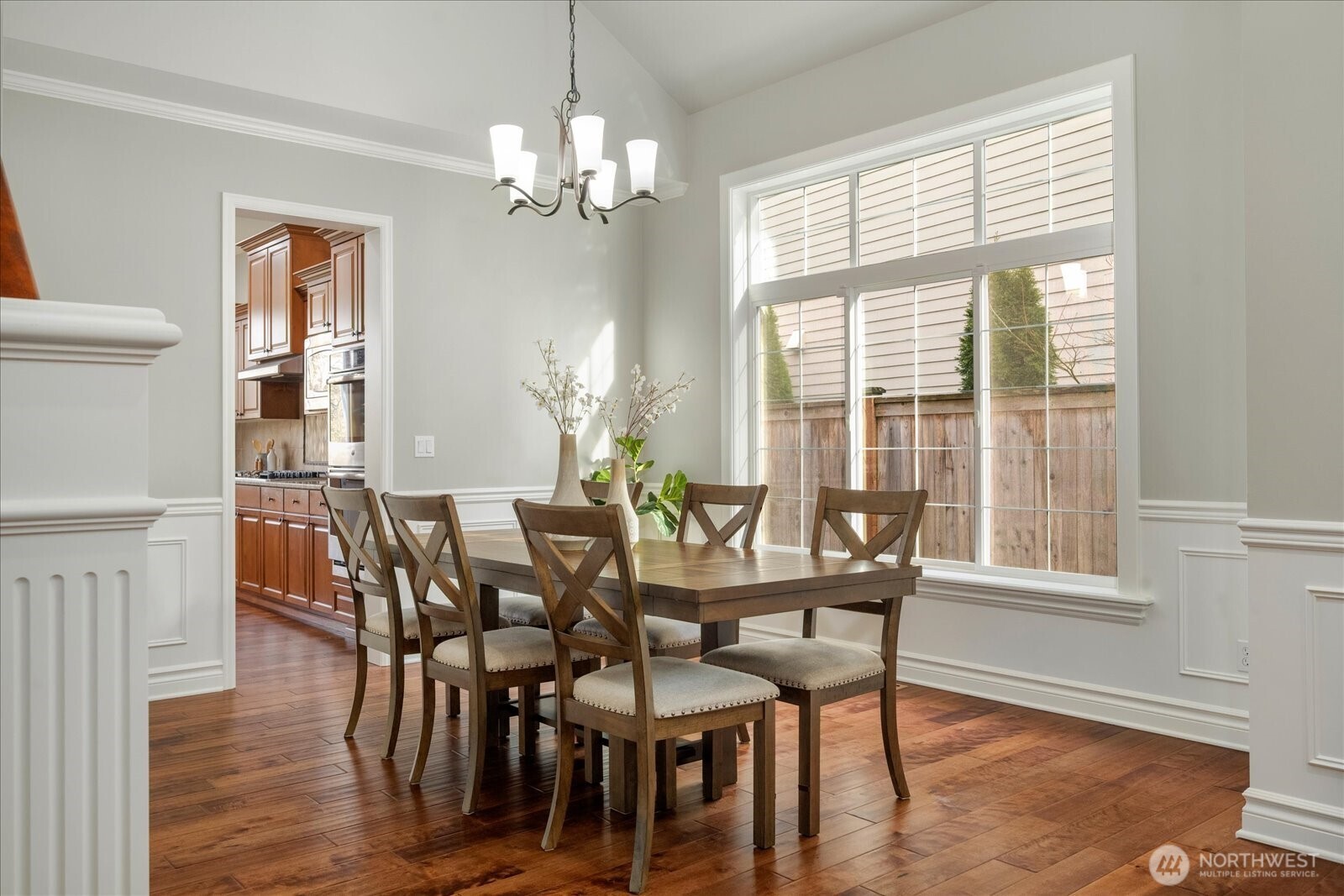 Large dining space could also be used as extra living/sitting room