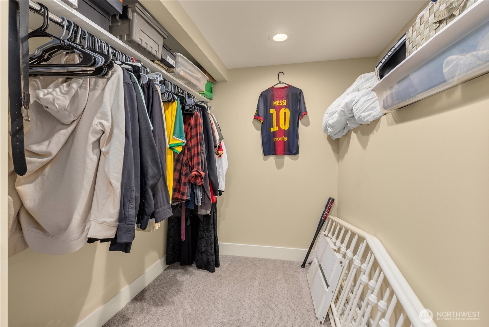 Walk in closet for bedroom 2