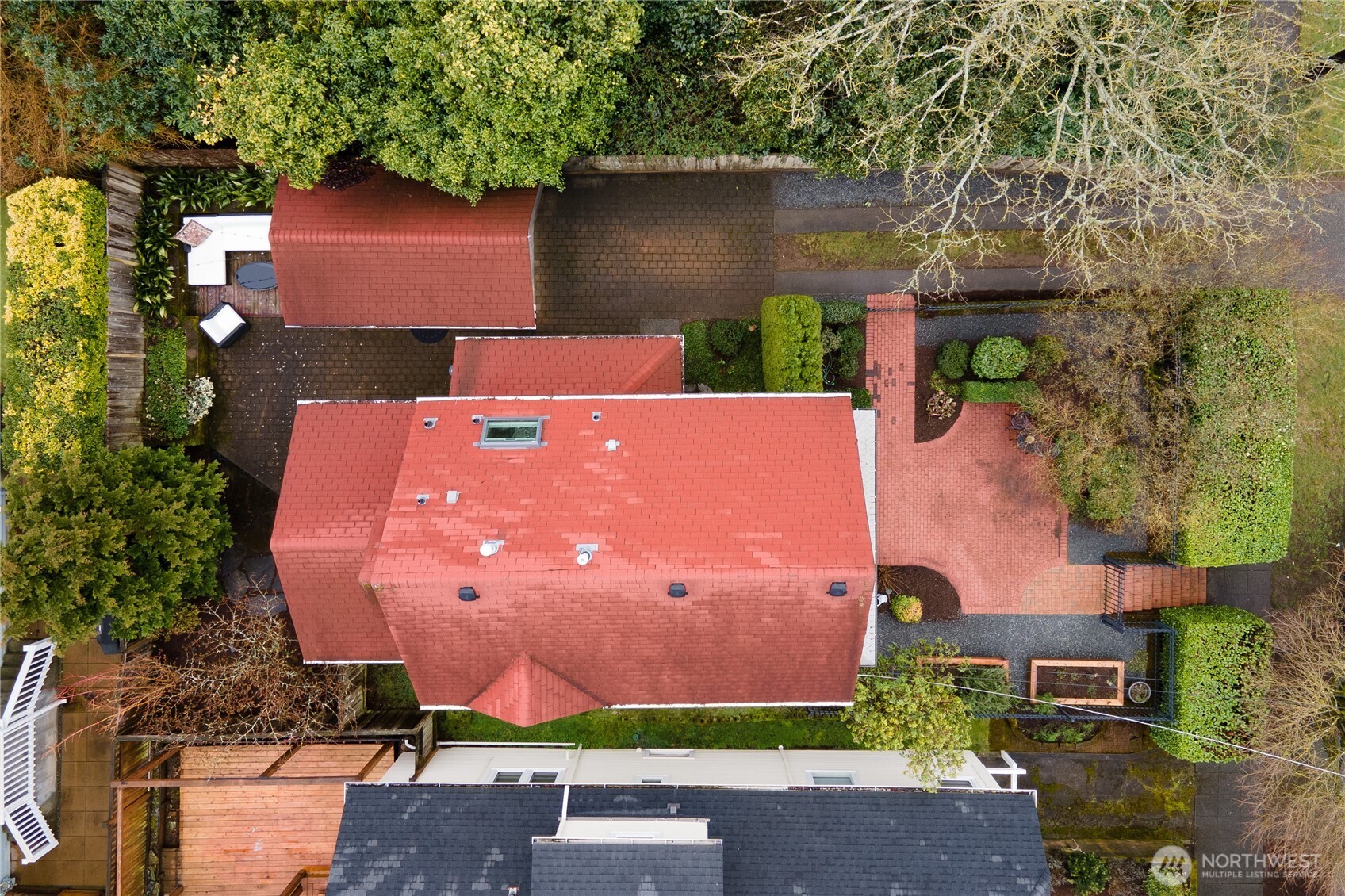 Bird's eye view of the property