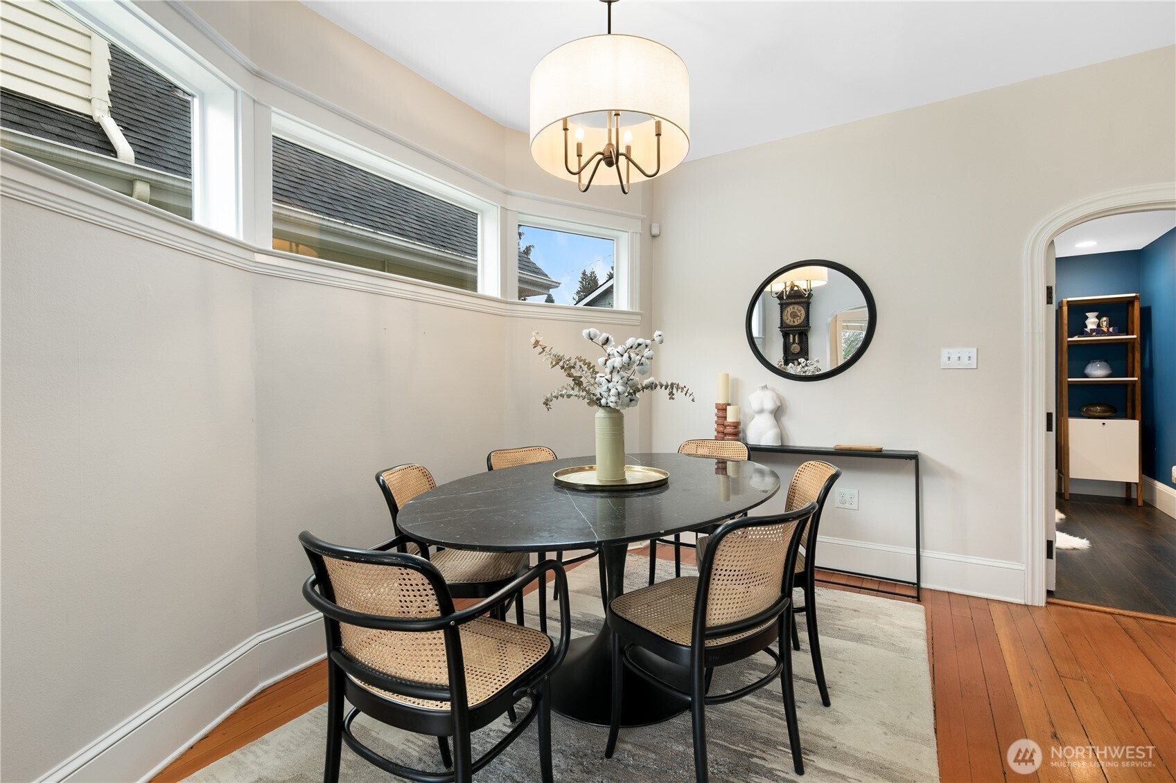 Dining area is open to the kitchen -which is ideal for cozy dinners at home or entertaining friends.