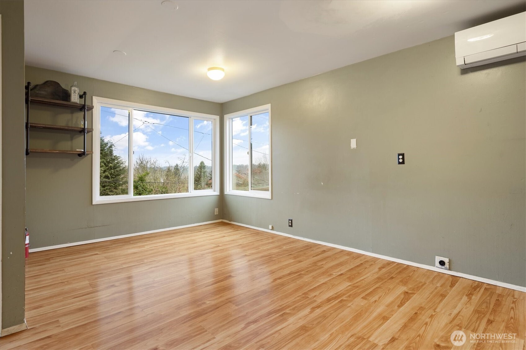 Upstairs family room with westerly views and split-duct unit