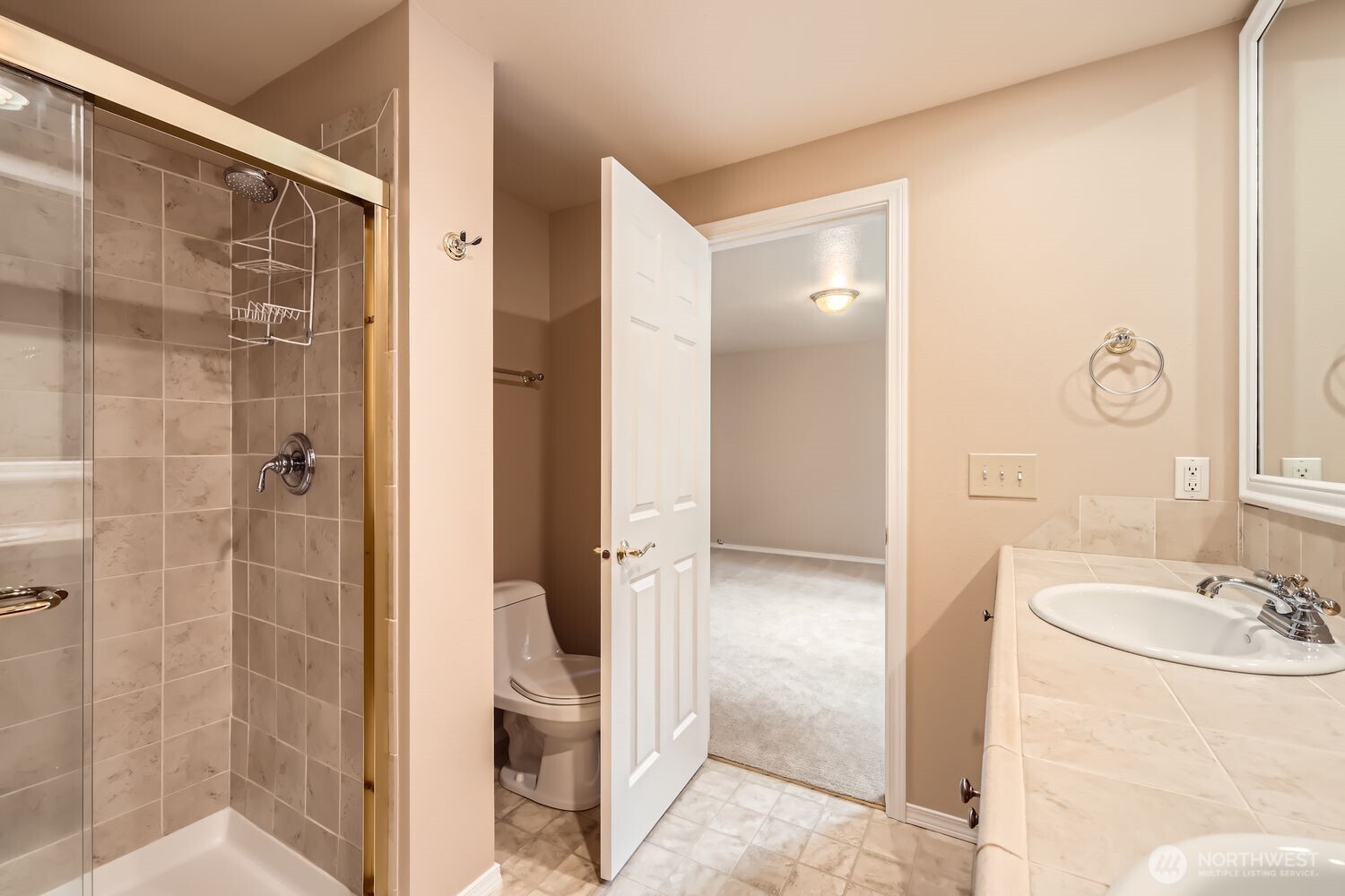 Updated, well-maintained master bath.