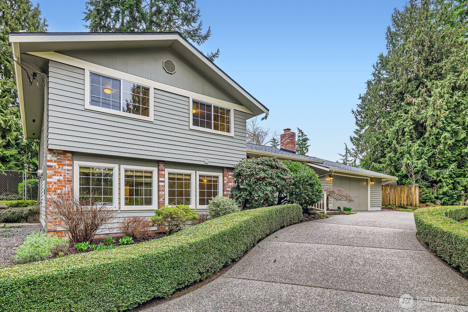 Crescent Driveway –  allows cars to enter and exit without backing up.