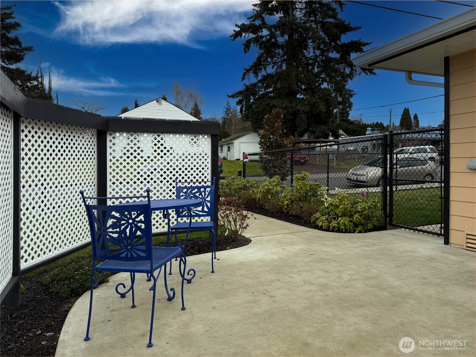 Front courtyard