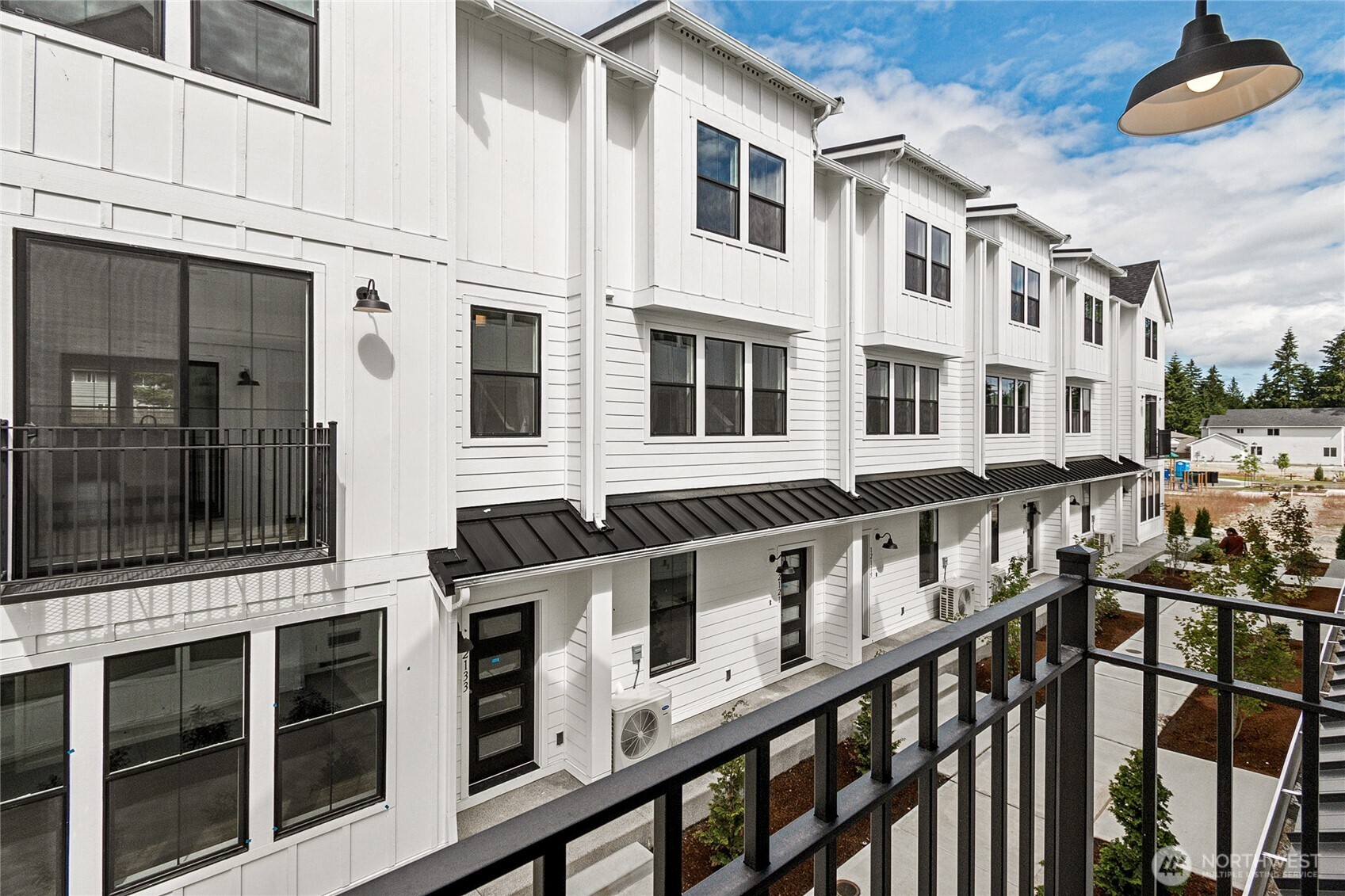 Shaw Heights Townhomes Exterior