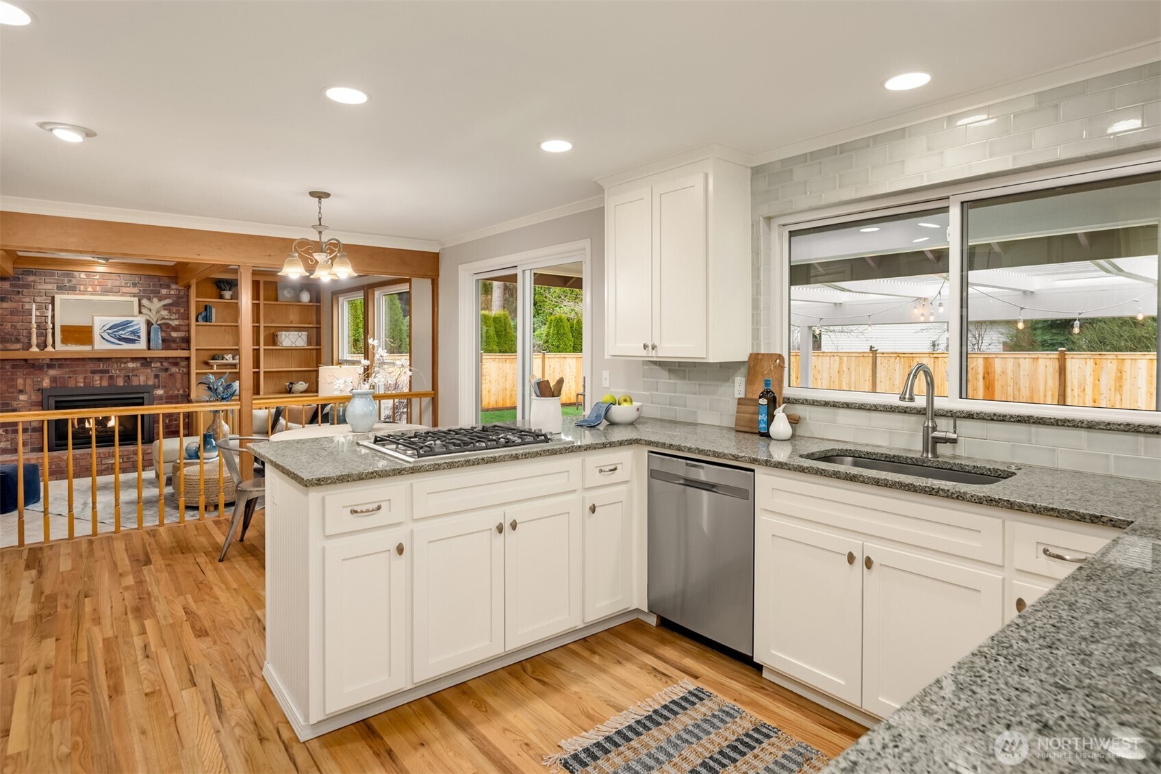 The dining room flows into the kitchen