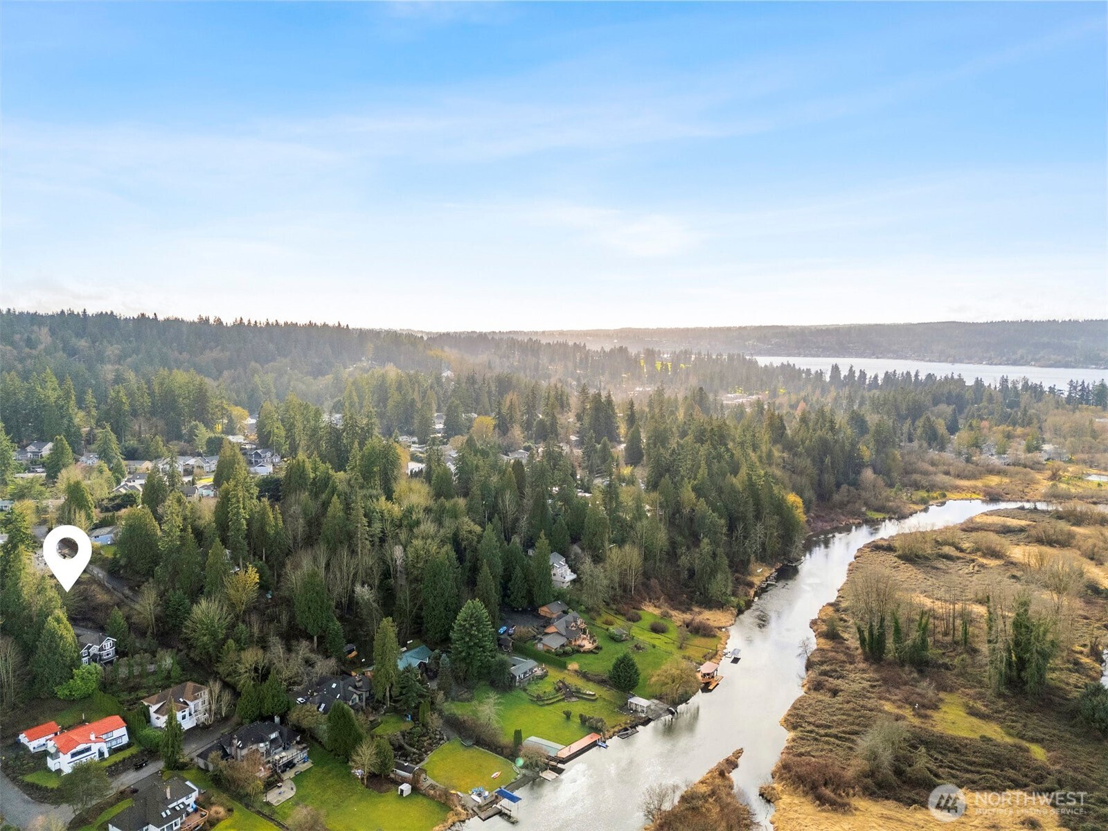 Walking distance to the popular recreational Burke-Gilman Trail.