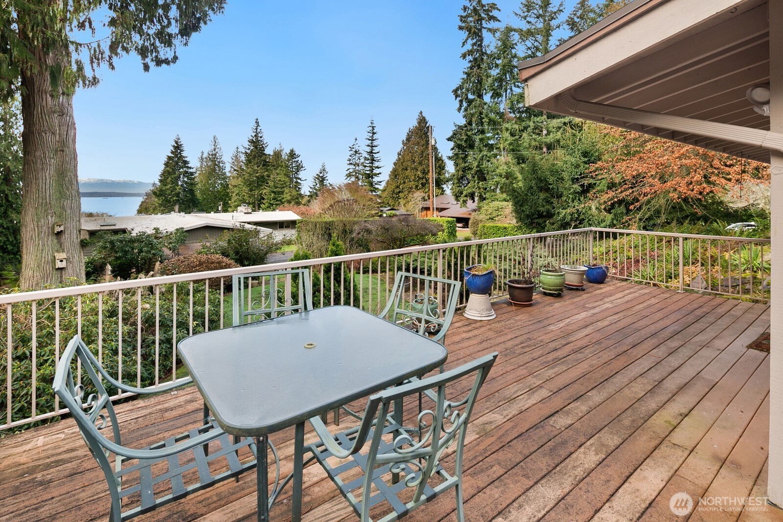 Head outside to the wraparound deck to relax, dine al fresco and take in gorgeous views.