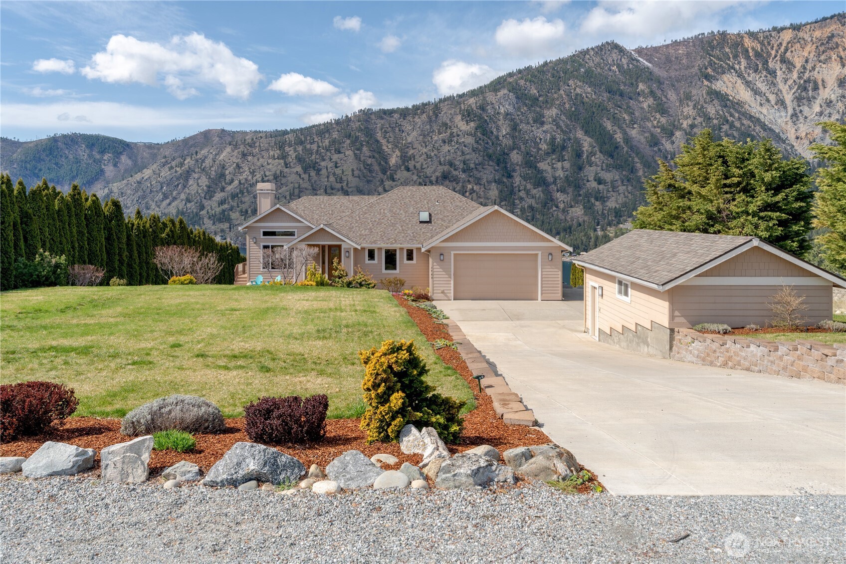 Exterior front driveway