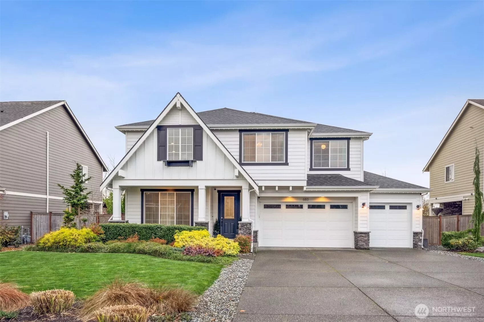 Stunning curb appeal!