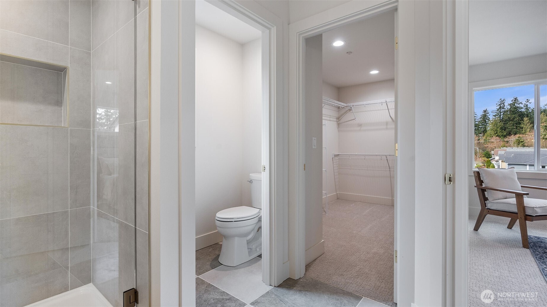 Primary Bathroom with Walk in closet.