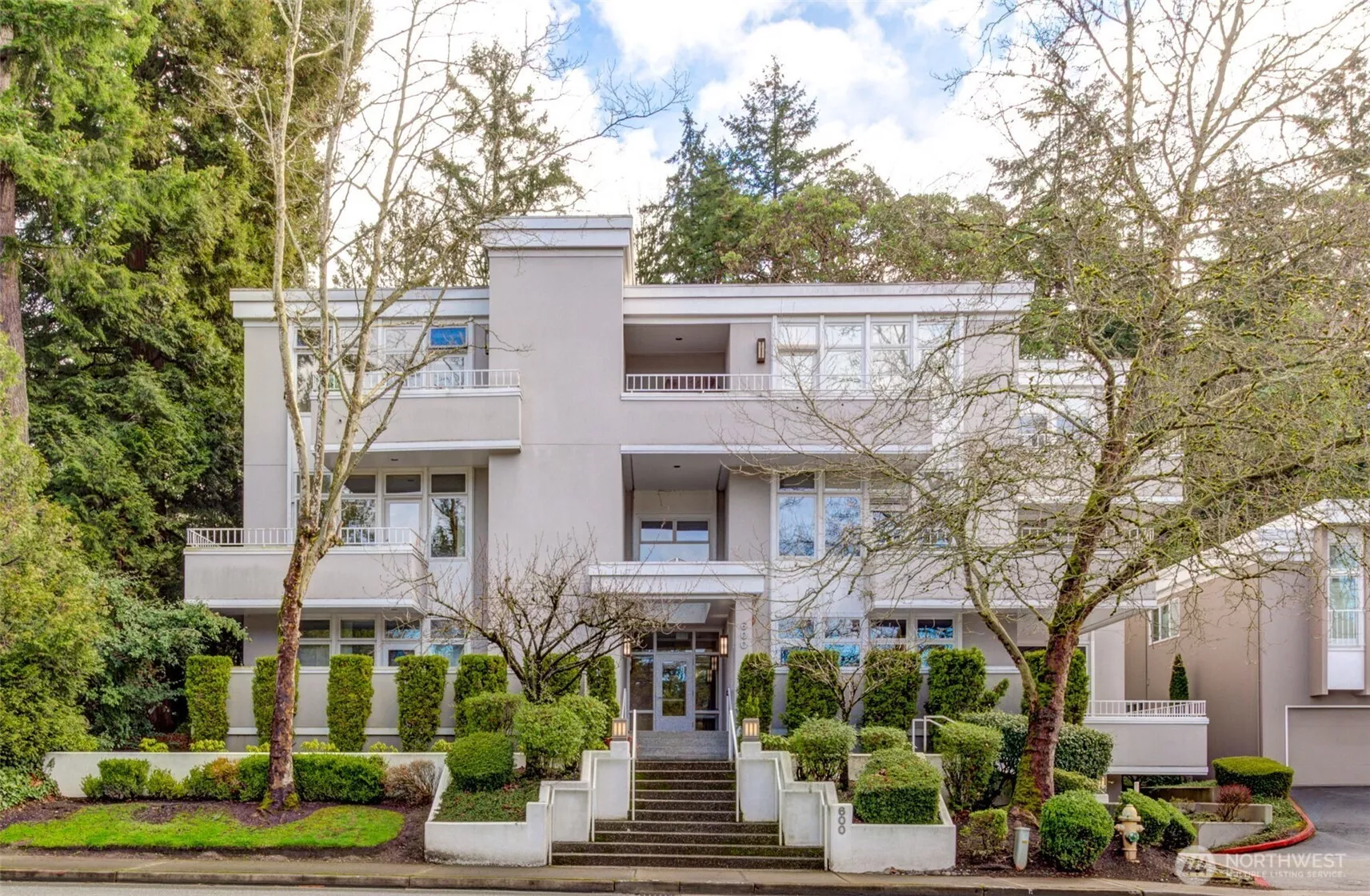 Welcome home to this gorgeous building with clean lines, surrounded by greenery. Only 6 units in the building, 2 units per floor.