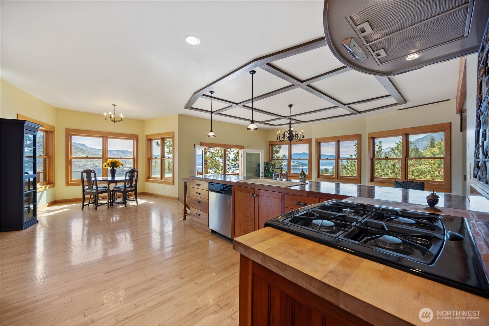 Kitchen with dining nook