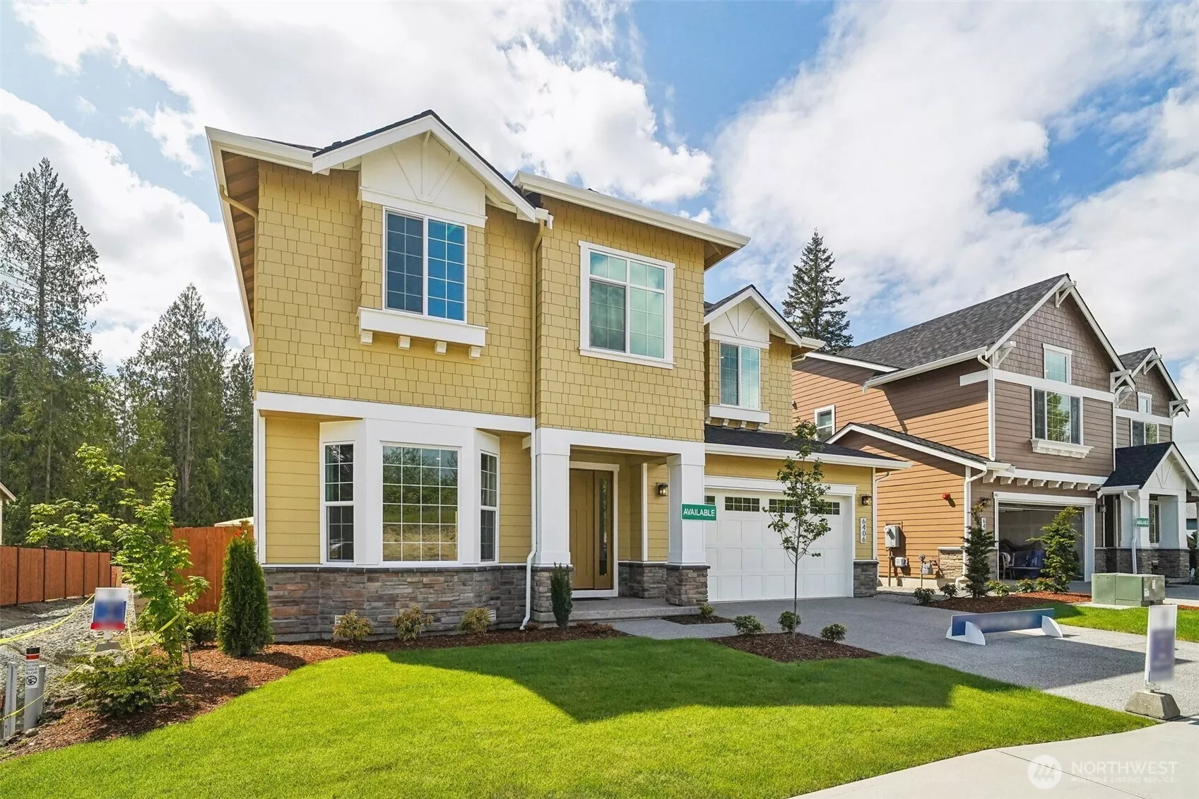 The 4070 plan is a beautiful Craftsman style home that is 3407 sqft. 4-bdrm plus one bdrm on main floor, large bonus/rec room that also has a closet and could be the 5th bdrm / Workout room.