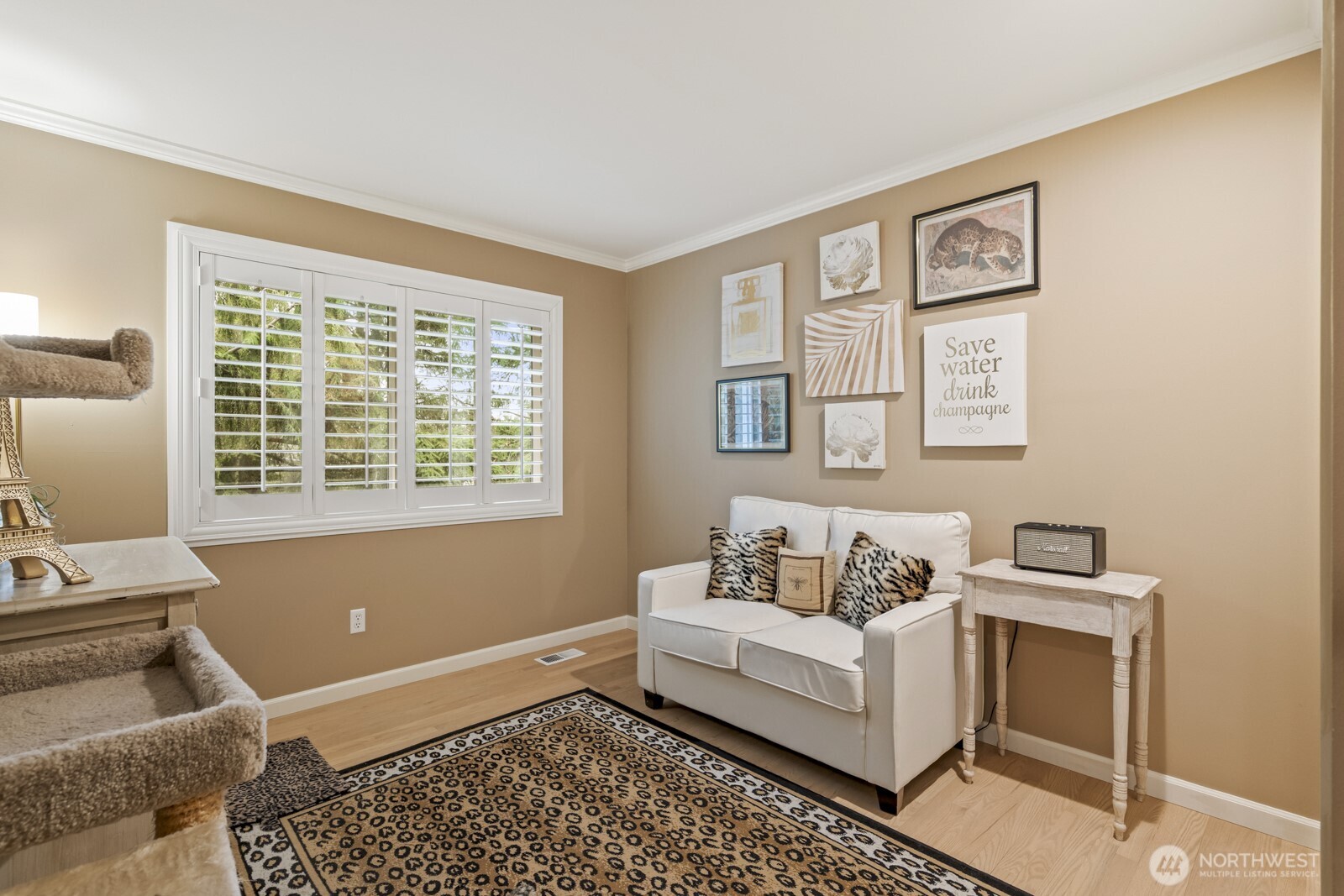2nd bedroom on upper level