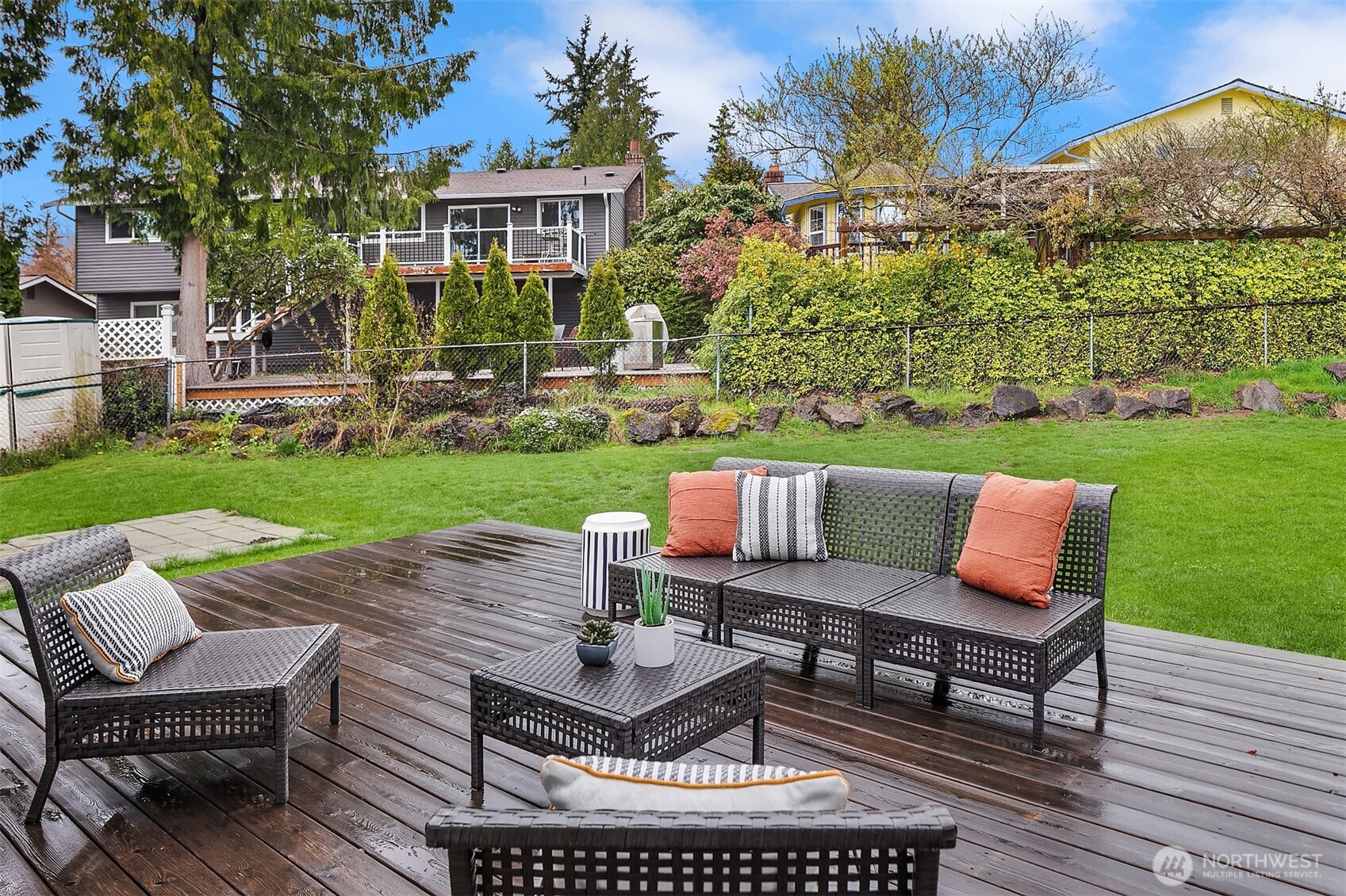 Large entertaining deck.