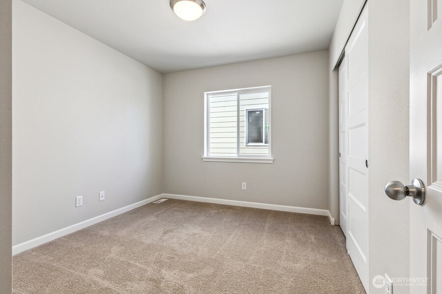 This is a presale home. Photos of the same floorplan in the community. Colors and features will vary.