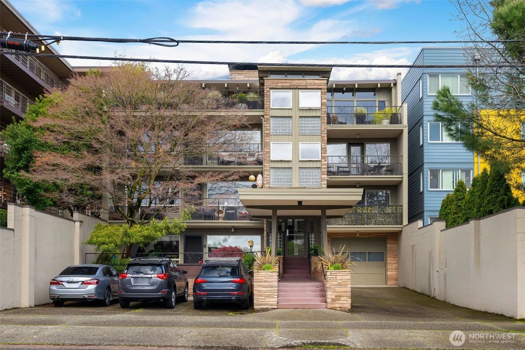330 W. Roy St