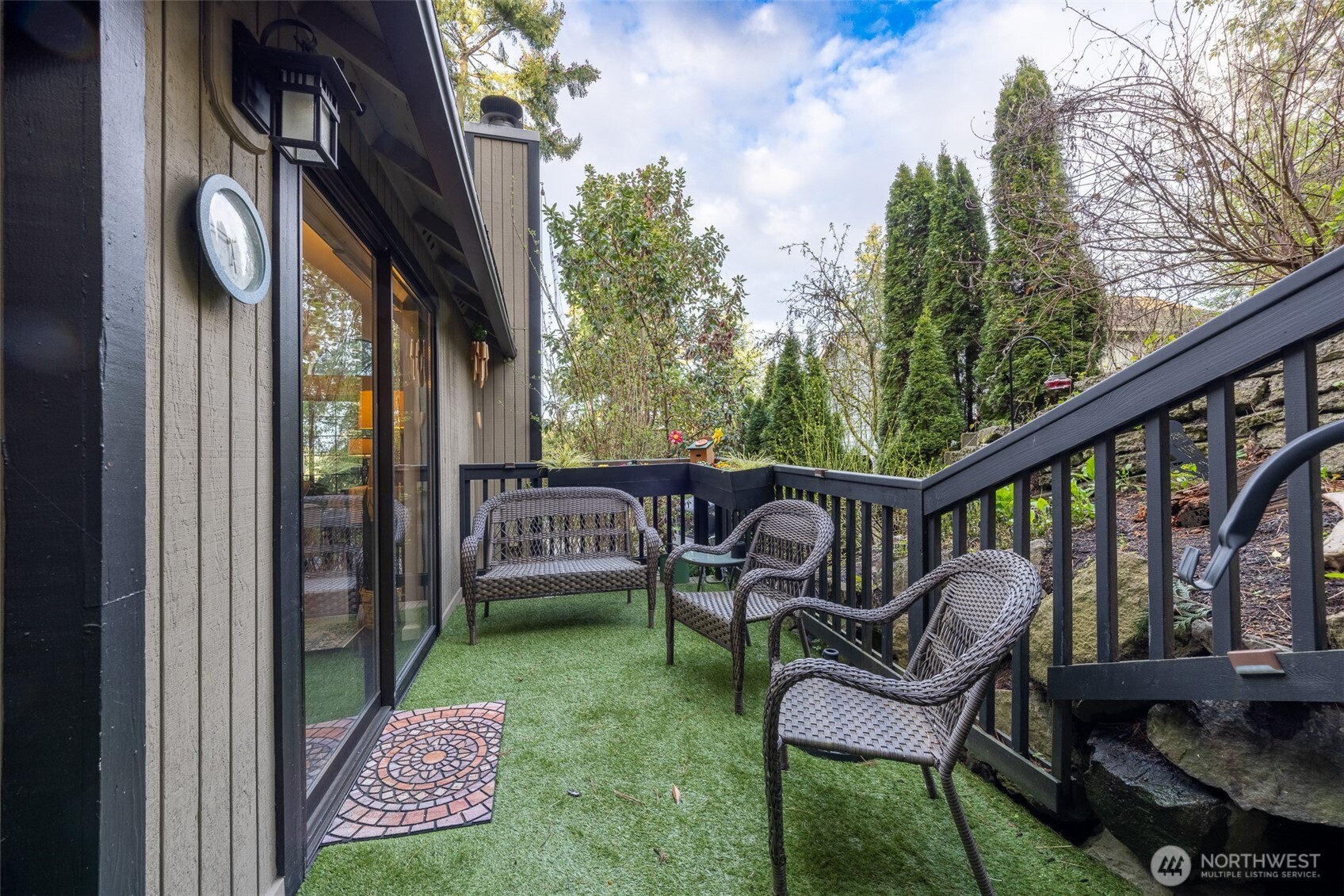 Deck off dining room