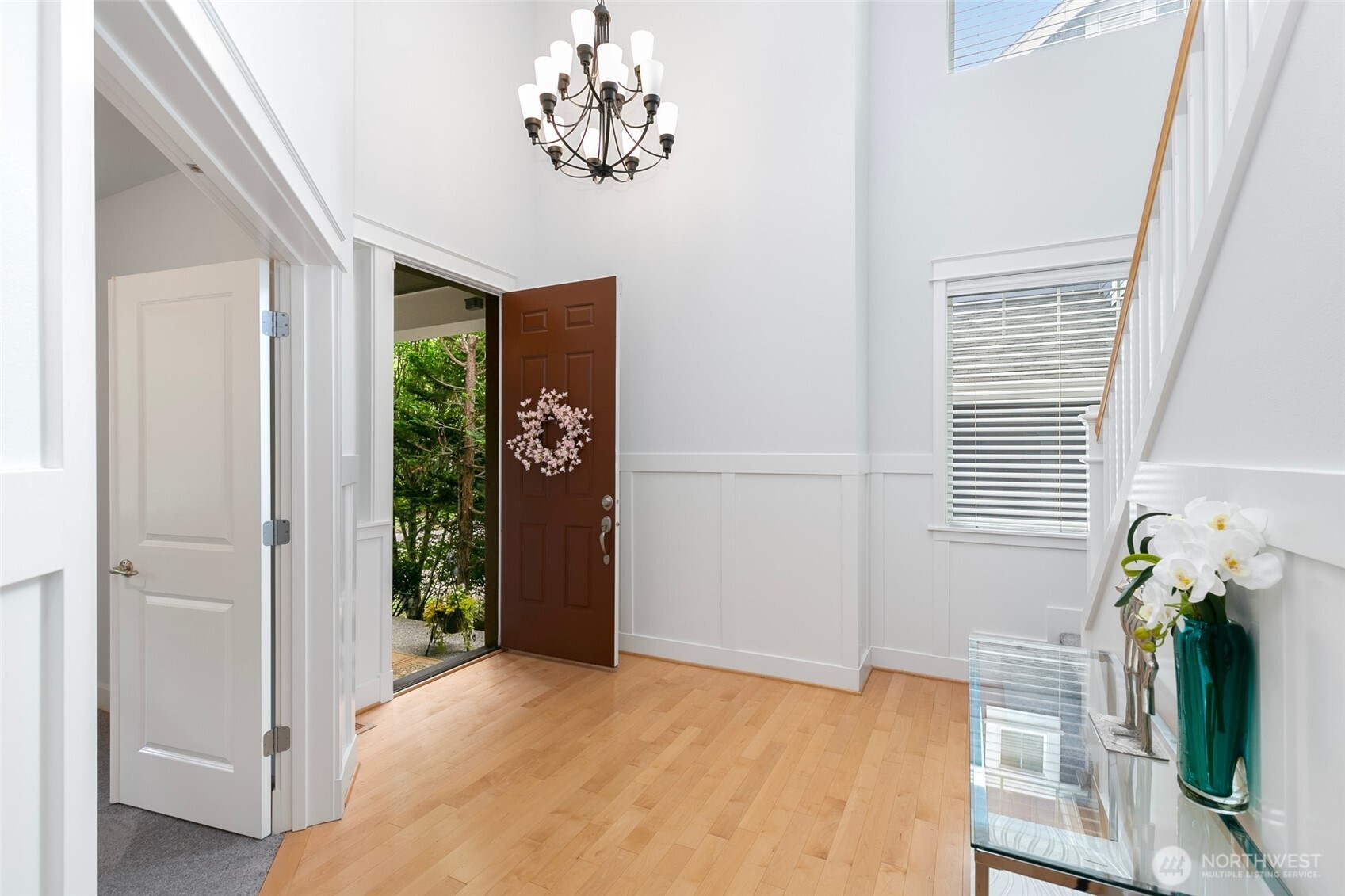 A Rare Greenbelt Gem in the Highly Coveted Issaquah Highlands. Energy-Smart Upgrades: LED lighting, EV charger + $41K solar system (installed Nov ’22), yielding over $2,400 in annual savings!