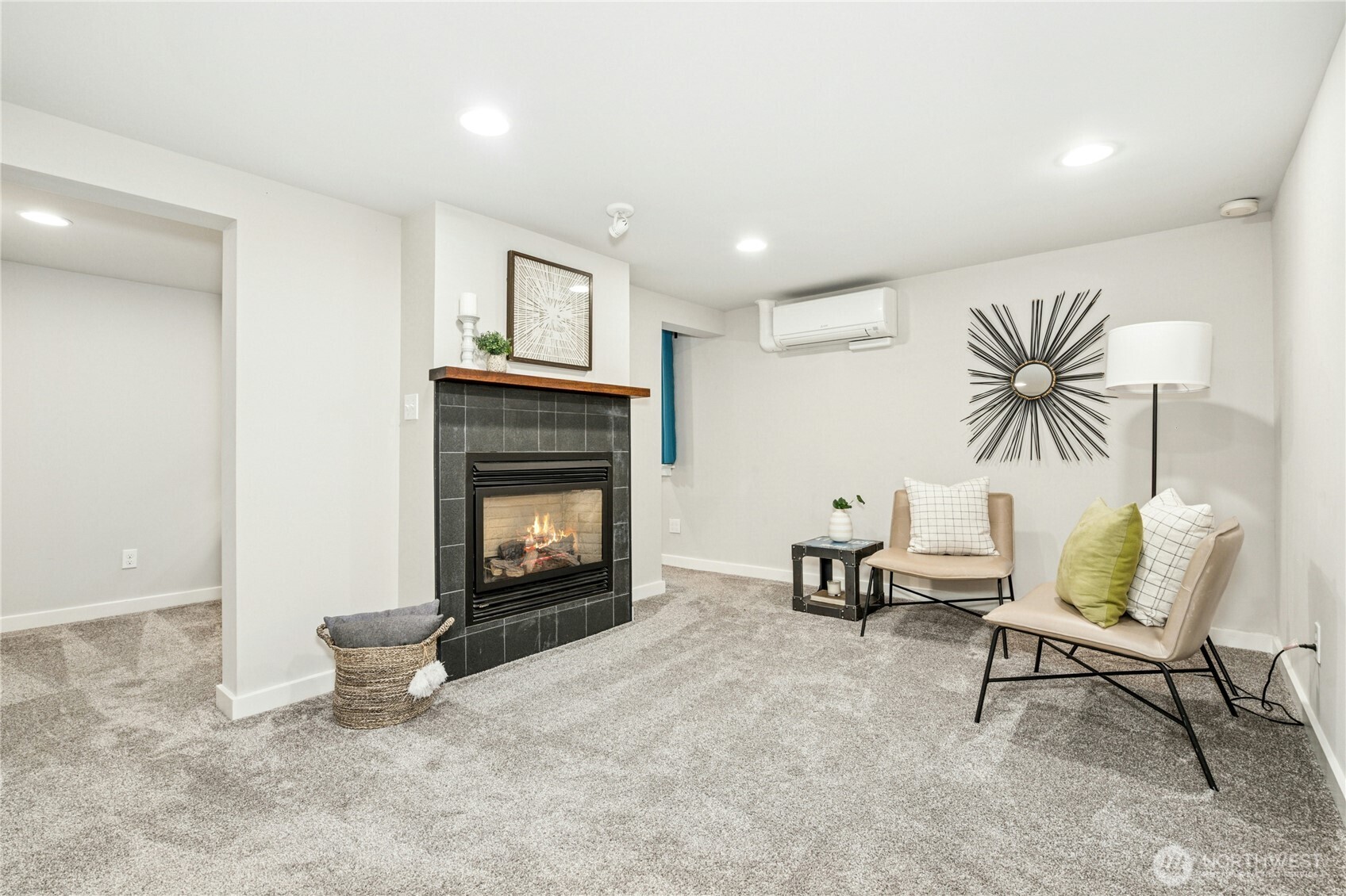 Sitting area in primary Bedroom