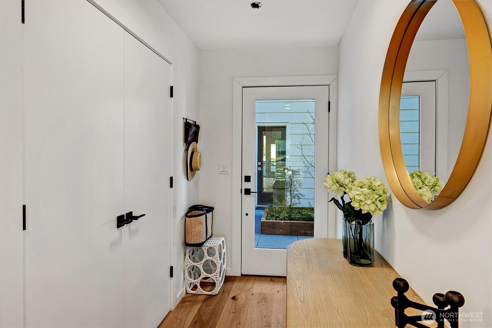 Photos of similar unit