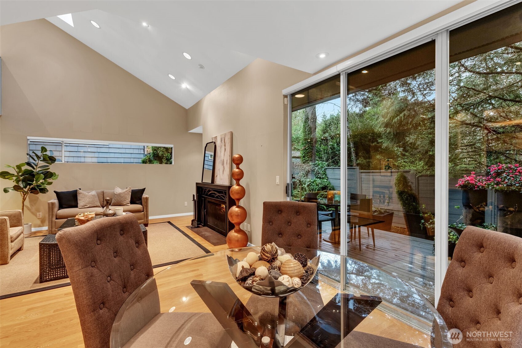 Perfect for entertaining, with large sliding door out to private deck