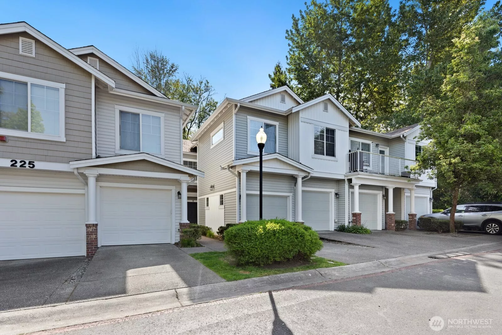 Welcome to your dream home in the gated Ashburn community!