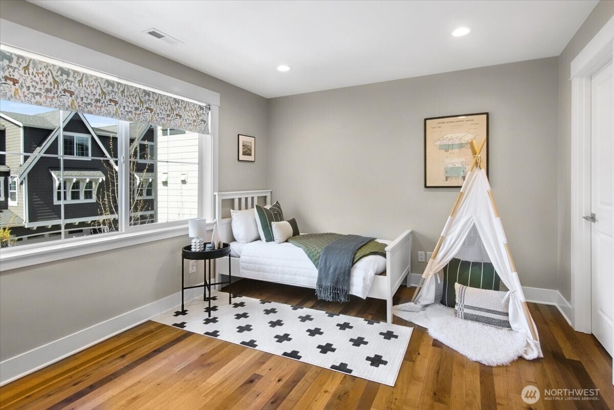 Upstairs Den or Game Room