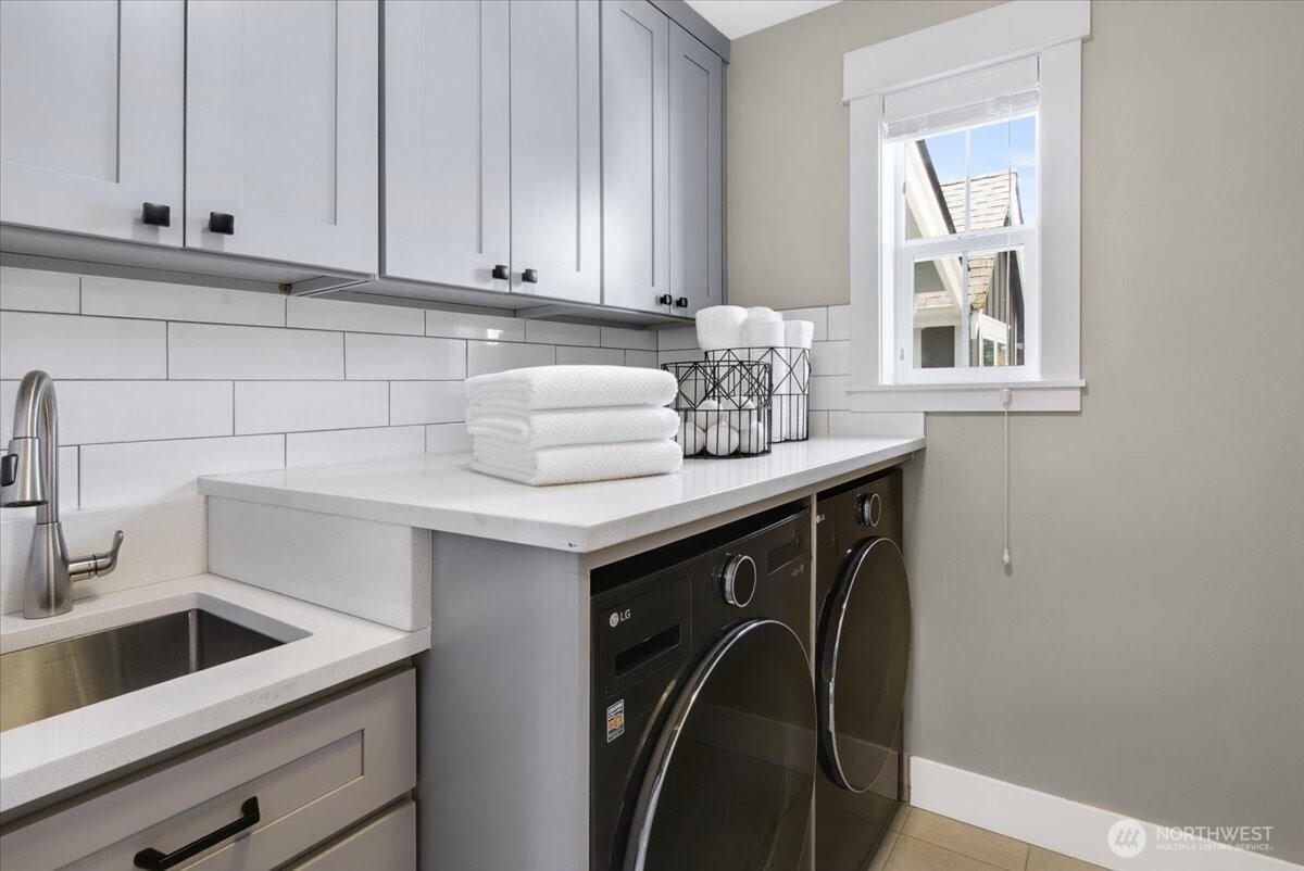 Upgraded Utility Room