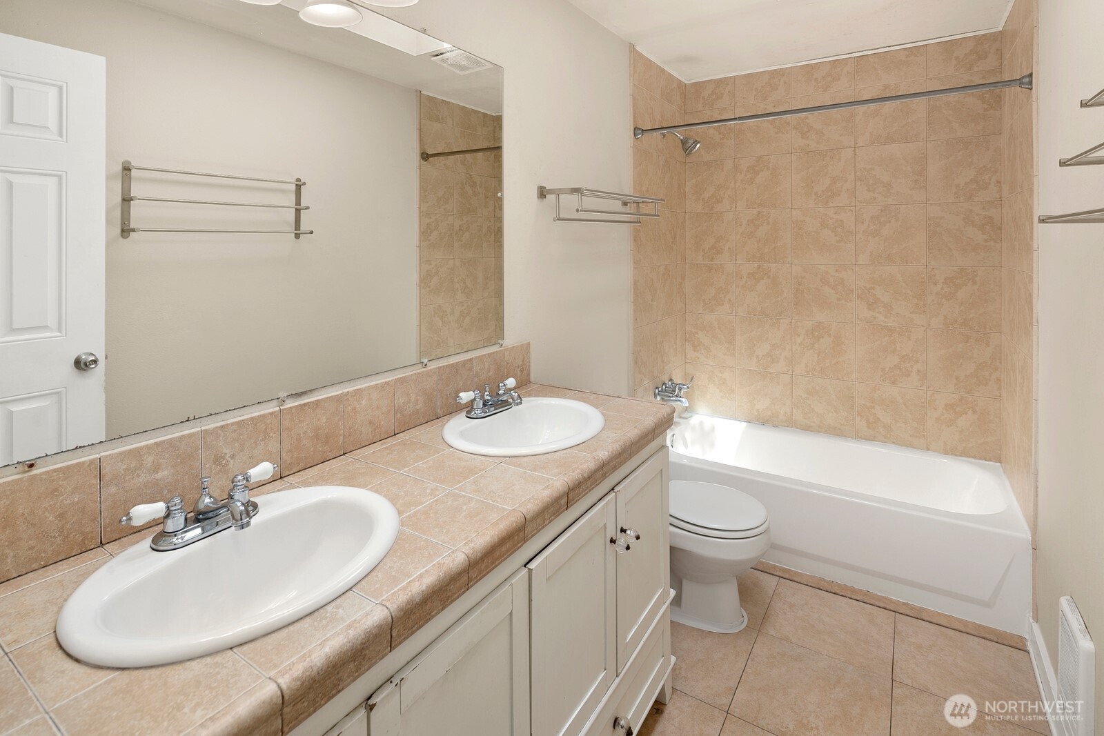Upper bath