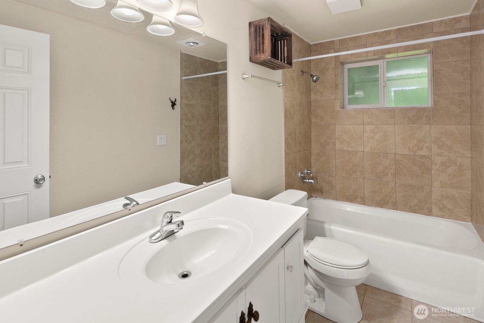 Lower bath